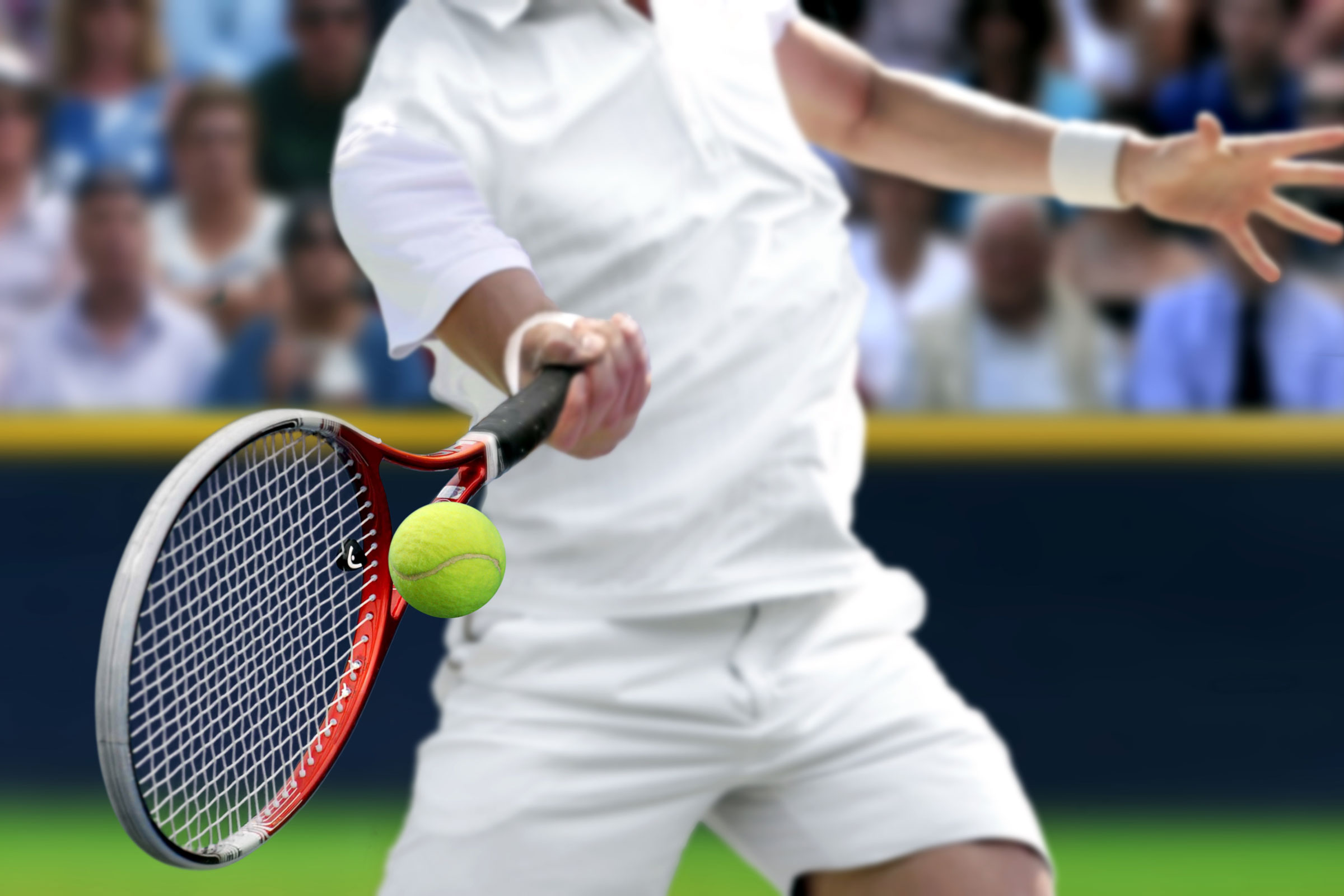 Man playing tennis